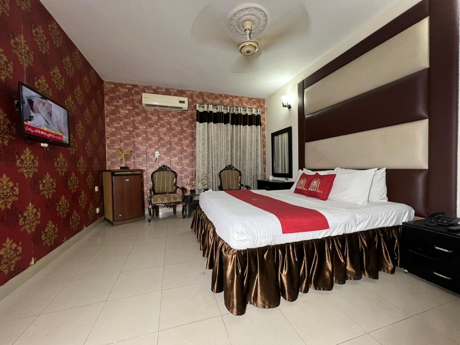Hotel Tourist Inn Lahore Exteriér fotografie