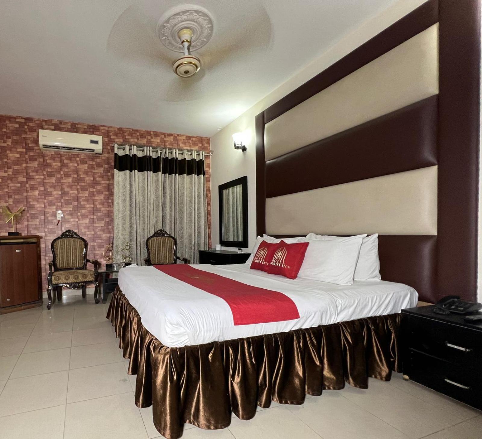 Hotel Tourist Inn Lahore Exteriér fotografie