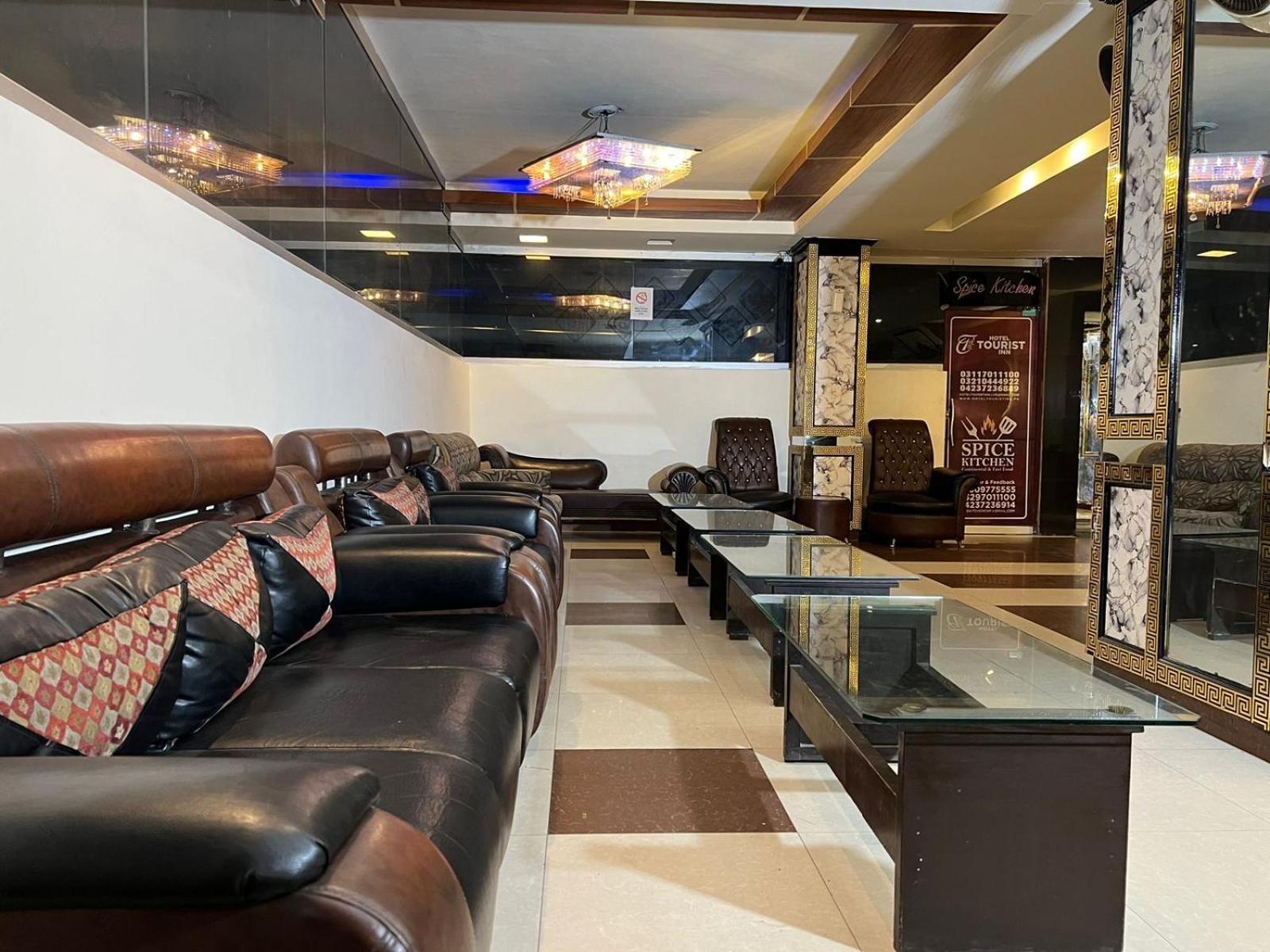 Hotel Tourist Inn Lahore Exteriér fotografie