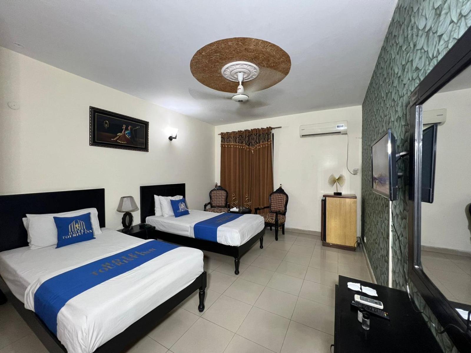 Hotel Tourist Inn Lahore Exteriér fotografie